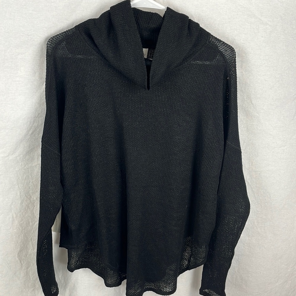 Babaton small nwt lightweight sweater